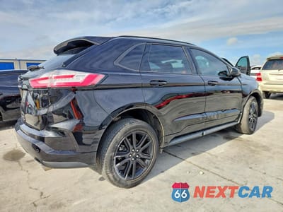 Trzecie zdjęcie samochodu z tyłu: 2021 FORD EDGE SEL VIN:2FMPK3J90MBA37556 - miniatura