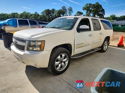 2008 CHEVROLET SUBURBAN C1500 LS 1GNFC16068R213564 - główne zdjęcie licytacji z USA - miniatura
