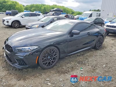 2020 BMW M8 WBSAE0C0XLBM08444 - główne zdjęcie licytacji z USA - miniatura