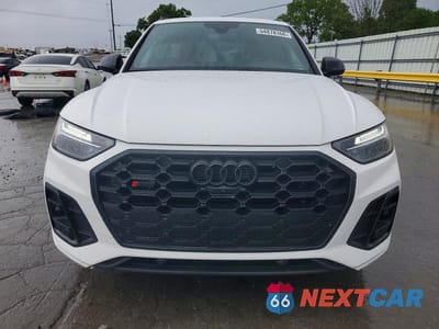 Piąte zdjęcie samochodu w środku: 2023 AUDI SQ5 PREMIUM PLUS VIN:WA1B4AFY1P2178315 - miniatura