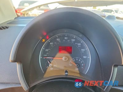 Zdjęcie 9 z 13 samochodu: 2006 VOLKSWAGEN NEW BEETLE CONVERTIBLE OPTION PACKAGE 1 VIN:3VWRG31Y06M320253 - miniatura