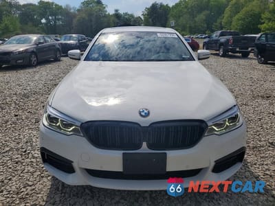 Piąte zdjęcie samochodu w środku: 2017 BMW 540 XI VIN:WBAJE7C35HG890502 - miniatura