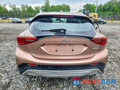 Zdjęcie 6 z 12 samochodu: 2018 INFINITI QX30 PREMIUM VIN:SJKCH5CR2JA047018 - miniatura