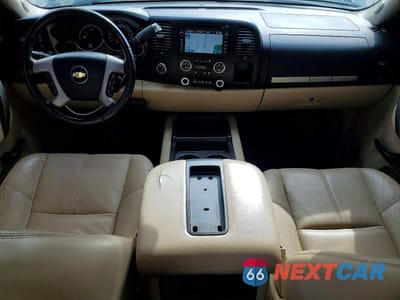 Zdjęcie 8 z 12 samochodu: 2011 CHEVROLET SILVERADO K1500 HYBRID VIN:3GCUKUEJ9BG126618 - miniatura