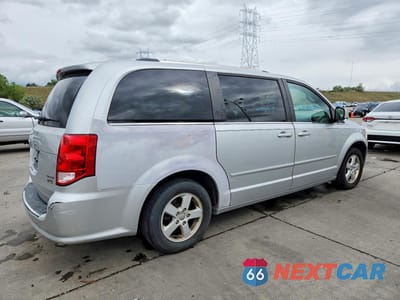 Trzecie zdjęcie samochodu z tyłu: 2014 DODGE GRAND CARAVAN SXT VIN:2C4RDGCG9ER400651 - miniatura