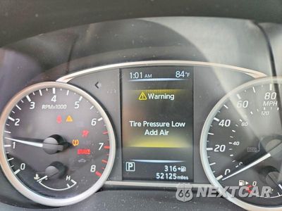 Zdjęcie 9 z 12 samochodu: 2018 NISSAN SENTRA S VIN:3N1AB7AP4JY259572 - miniatura