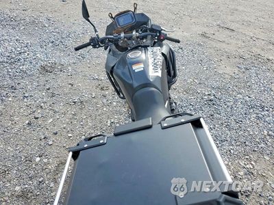 Zdjęcie 6 z 8 samochodu: 2024 HONDA XL750 VIN:JH2RD161XRK102108 - miniatura