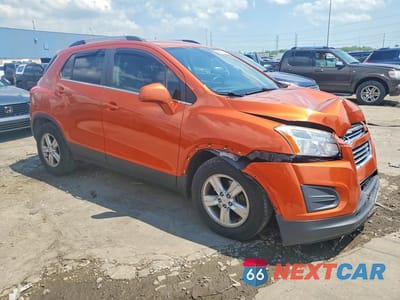 Czwarte zdjęcie samochodu z boku: 2016 CHEVROLET TRAX 1LT VIN:KL7CJLSB3GB669305 - miniatura