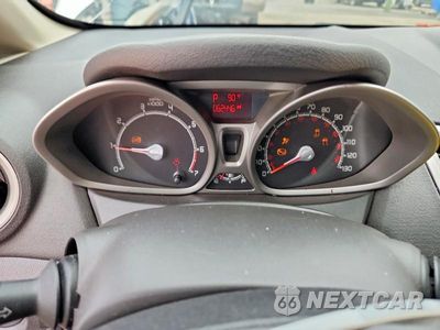 Zdjęcie 9 z 12 samochodu: 2012 FORD FIESTA SE VIN:3FADP4BJ2CM220807 - miniatura