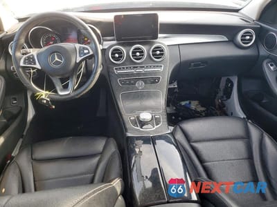 Zdjęcie 8 z 12 samochodu: 2017 MERCEDES-BENZ C 300 VIN:WDDWF4JB1HR254992 - miniatura