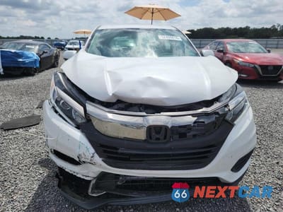 Piąte zdjęcie samochodu w środku: 2022 HONDA HR-V LX VIN:3CZRU5H35NM714809 - miniatura