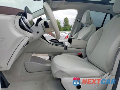 Zdjęcie 7 z 14 samochodu: 2023 MERCEDES-BENZ EQE SUV 350 4MATIC VIN:4JGGM1CB9PA010077 - miniatura