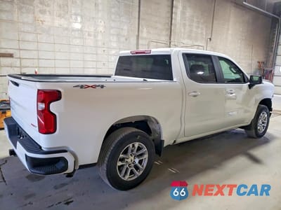 Trzecie zdjęcie samochodu z tyłu: 2026 CHEVROLET SILVERADO K1500 RST VIN:1GCUKEED3TZ187500 - miniatura
