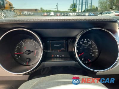 Zdjęcie 9 z 12 samochodu: 2017 FORD MUSTANG VIN:1FA6P8TH8H5295679 - miniatura