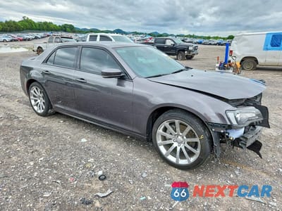 Czwarte zdjęcie samochodu z boku: 2021 CHRYSLER 300 S VIN:2C3CCABT3MH629971 - miniatura