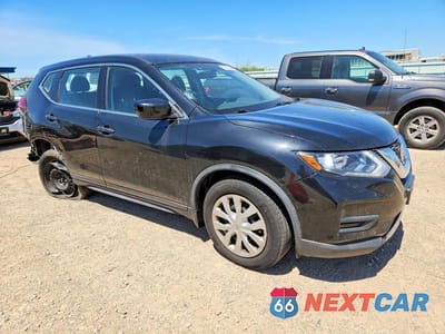 Czwarte zdjęcie samochodu z boku: 2018 NISSAN ROGUE VIN:KNMAT2MV6JP517096 - miniatura