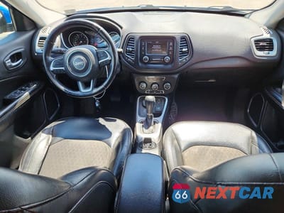 Zdjęcie 8 z 13 samochodu: 2018 JEEP COMPASS LATITUDE VIN:3C4NJDBB1JT231499 - miniatura