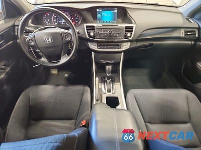 Zdjęcie 8 z 12 samochodu: 2015 HONDA ACCORD SPORT VIN:1HGCR2F52FA224179 - miniatura