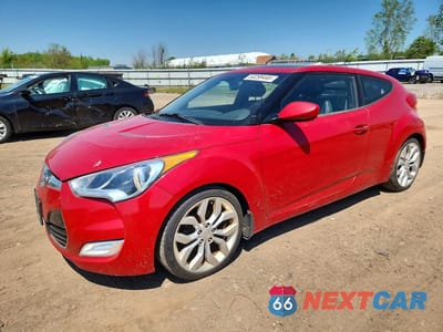 2013 HYUNDAI VELOSTER BASE KMHTC6AD8DU106005 - główne zdjęcie licytacji z USA - miniatura
