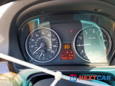 Zdjęcie 9 z 12 samochodu: 2006 BMW 325 I VIN:WBAVB13596KX68955 - miniatura