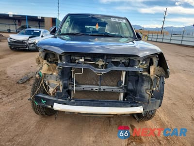 Piąte zdjęcie samochodu w środku: 2018 TOYOTA 4RUNNER LIMITED VIN:JTEBU5JR6J5509677 - miniatura
