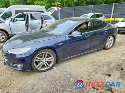 2015 TESLA MODEL S 85D 5YJSA1H22FFP74892 - główne zdjęcie licytacji z USA - miniatura