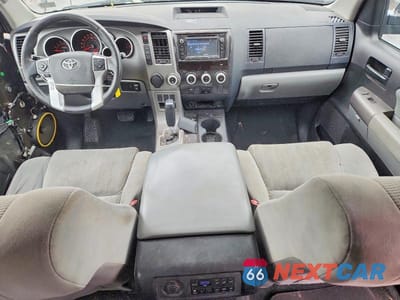 Zdjęcie 8 z 13 samochodu: 2017 TOYOTA SEQUOIA SR5 VIN:5TDZY5G14HS068354 - miniatura