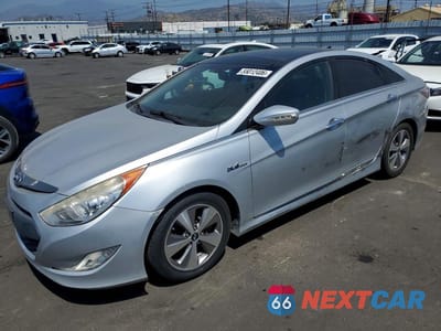 2011 HYUNDAI SONATA HYBRID KMHEC4A48BA018566 - główne zdjęcie licytacji z USA - miniatura