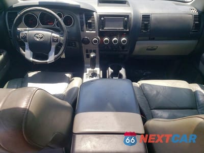 Zdjęcie 8 z 13 samochodu: 2017 TOYOTA SEQUOIA SR5 VIN:5TDZY5G14HS068273 - miniatura