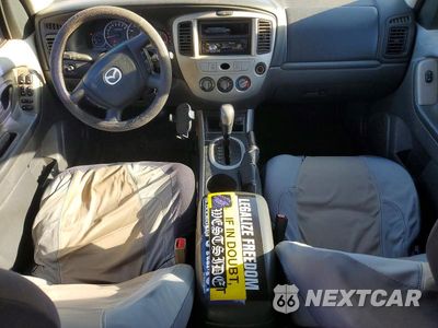Zdjęcie 8 z 13 samochodu: 2006 MAZDA TRIBUTE I VIN:4F2YZ02Z46KM04470 - miniatura