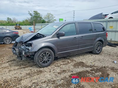 2015 DODGE GRAND CARAVAN SE 2C4RDGBG3FR749145 - główne zdjęcie licytacji z USA - miniatura