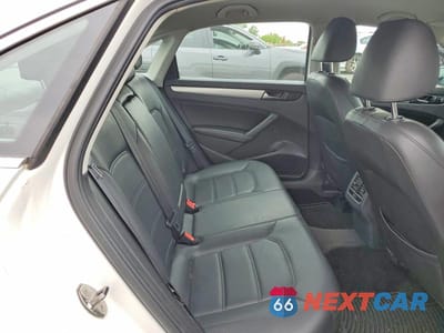 Zdjęcie 10 z 12 samochodu: 2013 VOLKSWAGEN PASSAT SE VIN:1VWBP7A3XDC133484 - miniatura