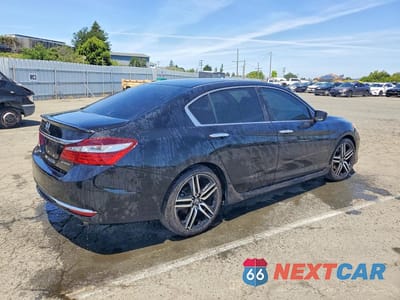 Trzecie zdjęcie samochodu z tyłu: 2016 HONDA ACCORD SPORT VIN:1HGCR2F53GA107065 - miniatura
