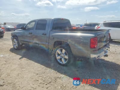 Drugie zdjęcie samochodu z przodu: 2006 DODGE DAKOTA QUAD SLT VIN:1D7HE48N26S529559 - miniatura