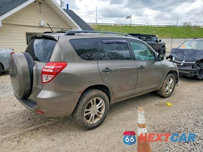 Trzecie zdjęcie samochodu z tyłu: 2012 TOYOTA RAV4 BASE VIN:2T3BF4DV2CW268133 - miniatura
