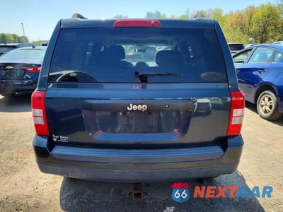 Zdjęcie 6 z 13 samochodu: 2014 JEEP PATRIOT SPORT VIN:1C4NJPBB4ED692452 - miniatura
