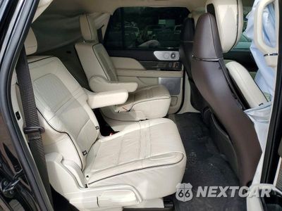 Zdjęcie 11 z 13 samochodu: 2022 LINCOLN NAVIGATOR L BLACK LABEL VIN:5LMJJ3TT9NEL13110 - miniatura