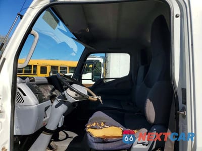Zdjęcie 7 z 12 samochodu: 2007 MITSUBISHI FUSO FE84D DUMP TRUCK VIN:JL6BBG1S17K010120 - miniatura