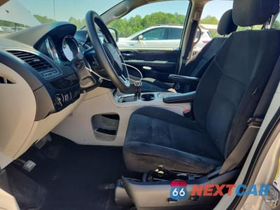 Zdjęcie 7 z 13 samochodu: 2016 DODGE GRAND CARAVAN SXT VIN:2C4RDGCG7GR387904 - miniatura