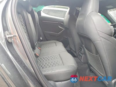 Zdjęcie 10 z 12 samochodu: 2025 AUDI RS3 VIN:WUAGWDGY9SA912741 - miniatura
