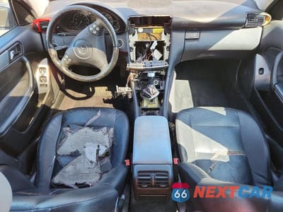Zdjęcie 8 z 12 samochodu: 2005 MERCEDES-BENZ C 230K SPORT SEDAN VIN:WDBRF40J65F615595 - miniatura