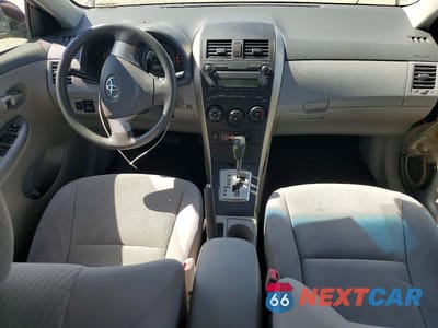 Zdjęcie 8 z 13 samochodu: 2010 TOYOTA COROLLA LE VIN:JTDBU4EE4A9112581 - miniatura