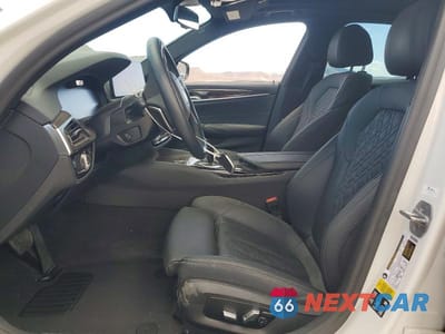 Zdjęcie 7 z 13 samochodu: 2023 BMW 530 XI VIN:WBA13BJ04PWY20950 - miniatura
