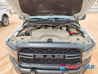 Zdjęcie 11 z 12 samochodu: 2024 RAM 3500 TRADESMAN VIN:3C63RRGL7RG109921 - miniatura
