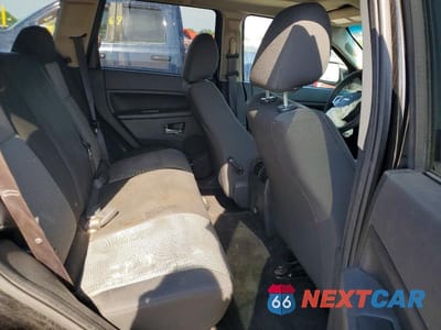 Zdjęcie 11 z 14 samochodu: 2009 JEEP GRAND CHEROKEE LAREDO VIN:1J8GR48K29C553383 - miniatura