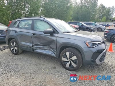 Czwarte zdjęcie samochodu z boku: 2025 VOLKSWAGEN TAOS S VIN:3VV8C7B24SM087212 - miniatura