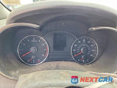 Zdjęcie 9 z 12 samochodu: 2017 KIA FORTE LX VIN:3KPFK4A77HE064787 - miniatura