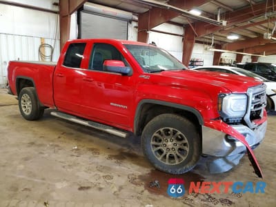 Czwarte zdjęcie samochodu z boku: 2017 GMC SIERRA K1500 SLE VIN:1GTV2MEC3HZ107268 - miniatura