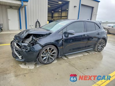 2019 TOYOTA COROLLA HATCHBACK XSE JTNK4RBE7K3048781 - główne zdjęcie licytacji z USA - miniatura
