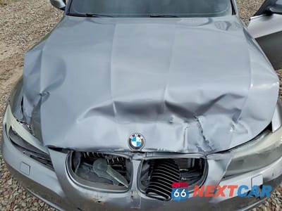 Zdjęcie 11 z 12 samochodu: 2011 BMW 335 XI VIN:WBAPL5C51BA919946 - miniatura